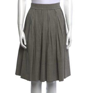 Gucci Vintage Knee-Length Skirt // EXCELLENT quality!